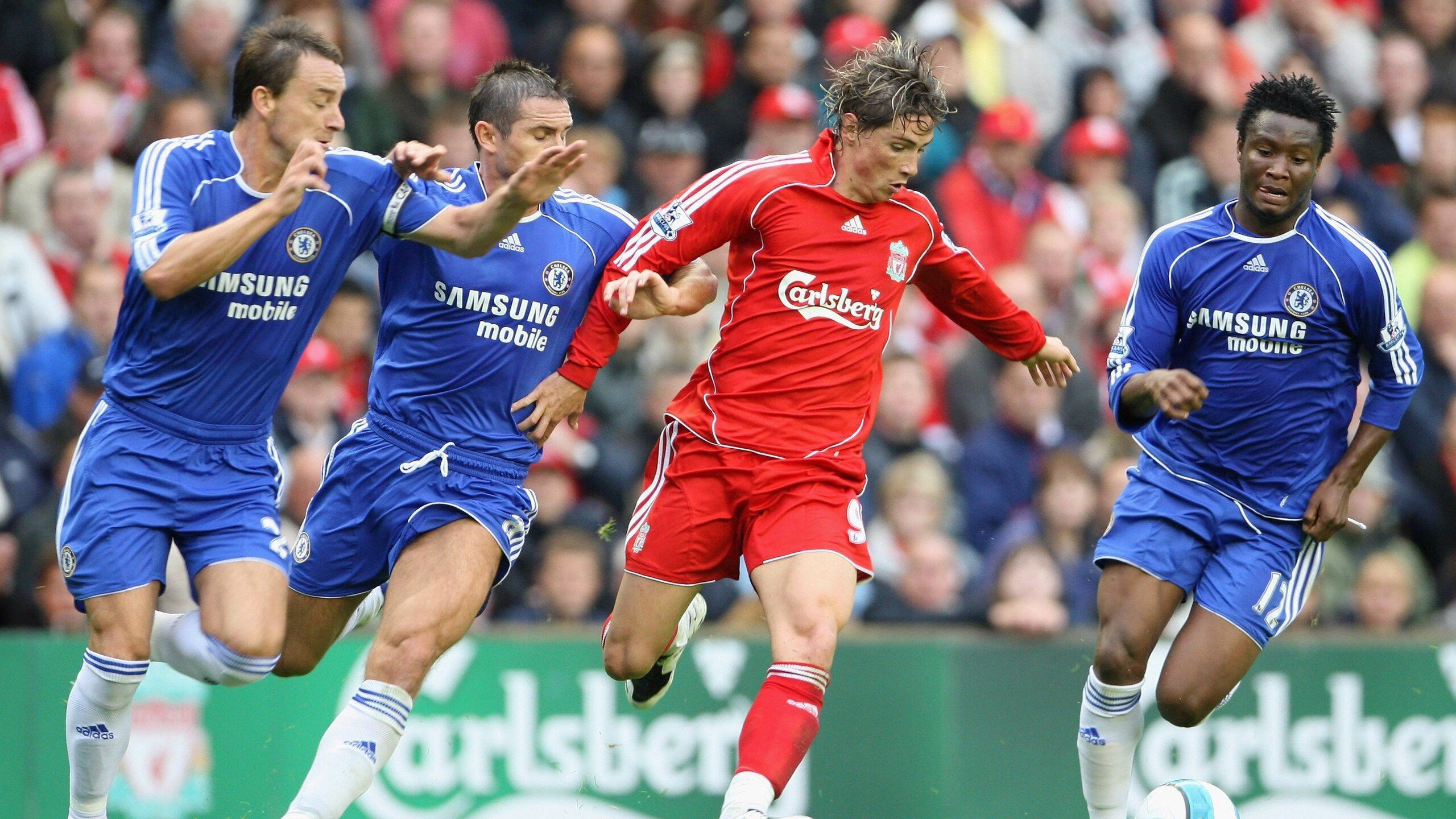 勇士全场压制轻取公牛，勇士遭压哨绝杀